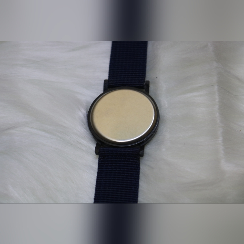 3 US Army Field Watch 1970's Style - Green, Black, & Navy Blue - Picture 11 of 16